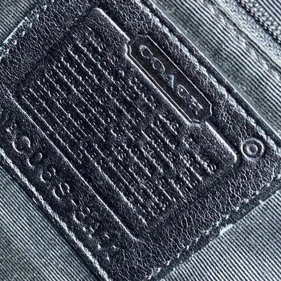 COACH vintage Y2K 8A11 Soho Hamptons Flap Leather Satchel in Black - Picture 2 of 12